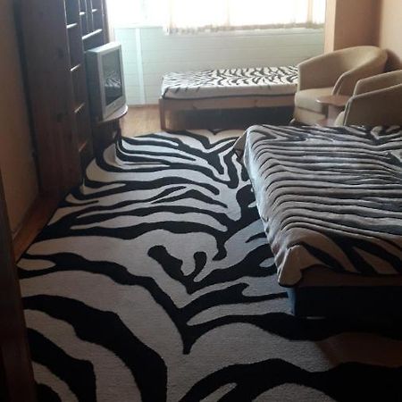 Apartment On Nepokorennyh Blvd Mahiljow Eksteriør billede